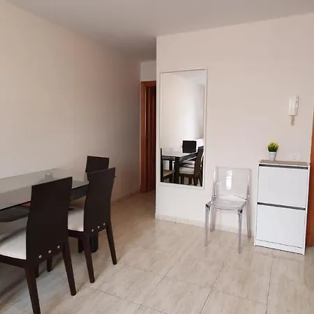 Okeanos Cozy Apartament 200 M From The Ocean Fr-np Apartment